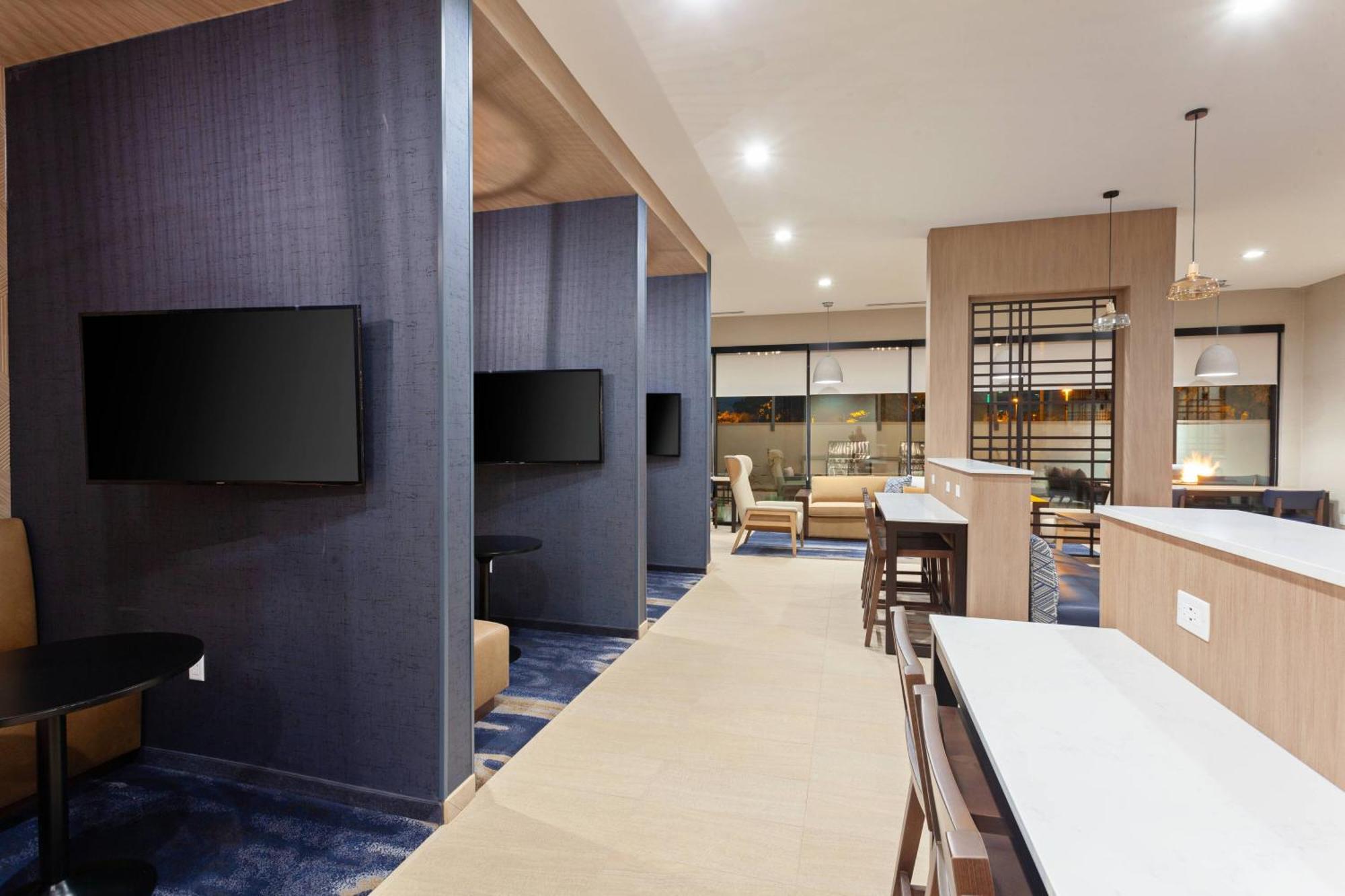 Towneplace Suites By Marriott San Diego Central Buitenkant foto